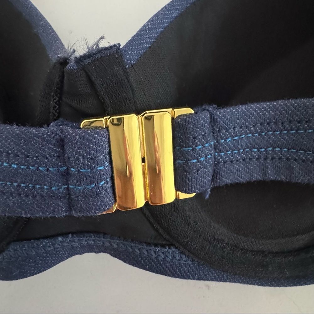 WET Swimwear Denim Blue Underwire Bikini Top S Gold Clasp NWT $98 - Picture 3 of 4